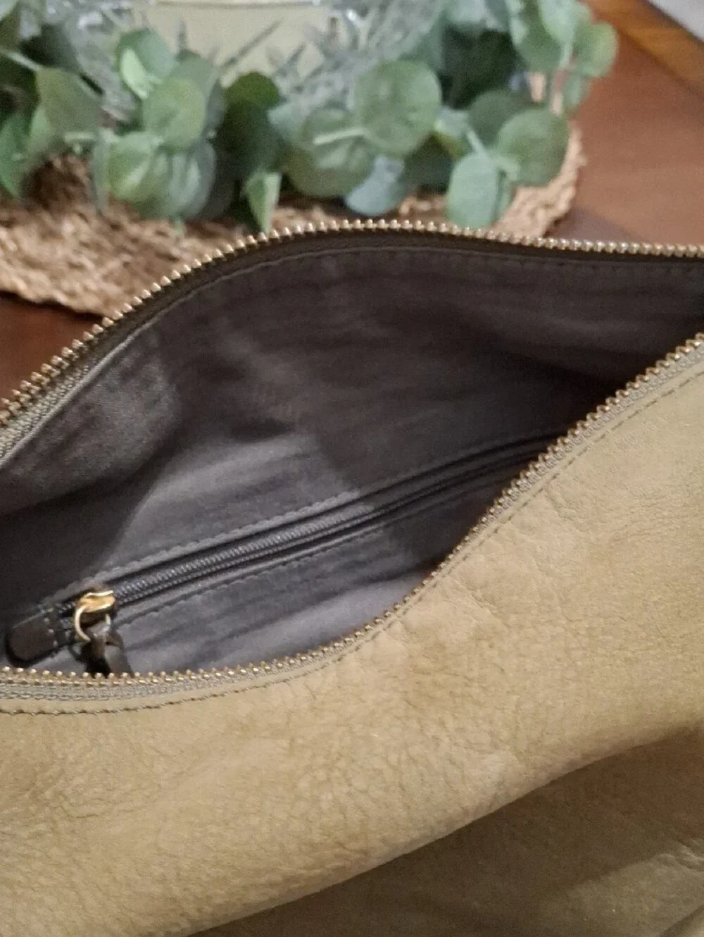 Skagen Leather Crossbody Bag in Olive with Dark Brown Adjustable Strap